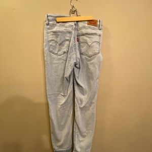 Levi’s Light Wash High Rise Jeans